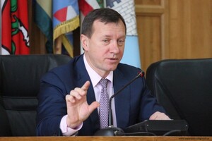 Вибори в Ужгороді: чинний мер обійшов кандидата від «Слуги народу»