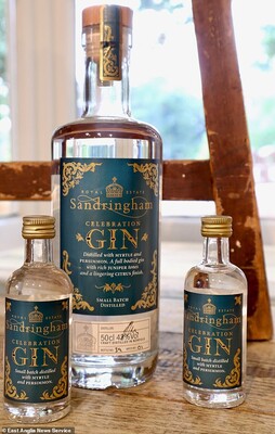  Sundringham Celebration Gin від Єлизавети II, фото: Daily Mail.