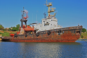 В Одеській області тоне судно рятувальників 