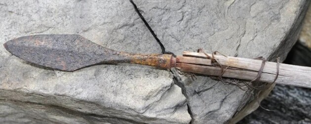 Танення льоду в Норвегії допомогло знайти стріли стародавніх мисливців 