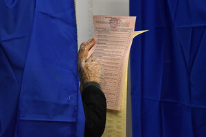 У Чернівцях члени виборчкому заздалегідь заповнили протоколи підрахунку голосів – спостерігачі