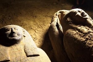 Археологи нашли в Египте саркофаги с «проклятиями»