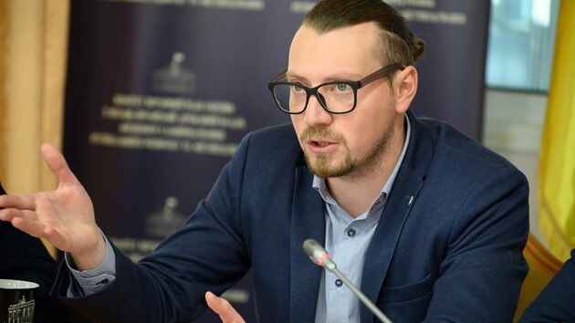 Голова профільного підкомітету ВРУ Віталій Безгін: «Децентралізації критично потрібен віцепрем’єр. З головою уряду комунікації немає»