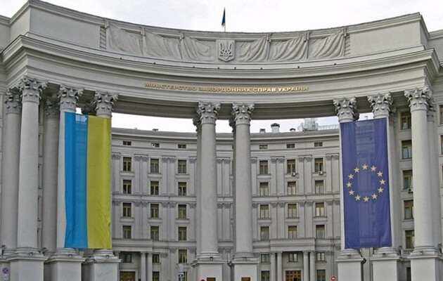 У річницю Будапештського меморандуму Україна закликала світ посилити тиск на РФ 