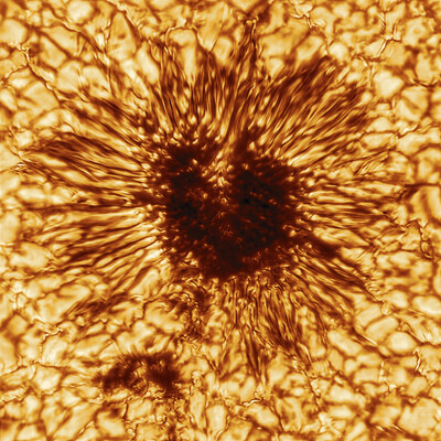Астрономы опубликовали самое четкое изображение пятна на Солнце