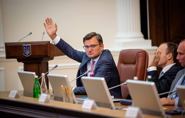 Кулеба предложил международным партнерам поучаствовать в перезагрузке украинской судебной системы