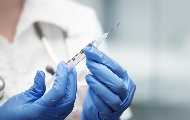 У Центрі громадського здоров'я розказали, як будуть вакцинувати від коронавірусу в Україні 