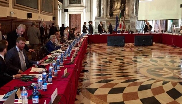Венецианская комиссия опубликовала второе срочное заключение по реформе КСУ