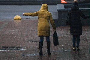 Ожеледь в Києві протримається до вечора суботи, по Україні жовтий рівень небезпеки 