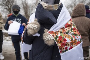 Силовики жорстоко розганяють колони протестуючих в Білорусі: Затримано понад 189 осіб 