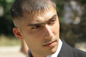 Кримськотатарському активісту Аметову продовжили арешт до 14 січня 