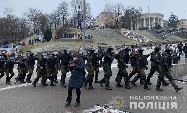 Протест ФОПов на Майдане в Киеве: полиция демонтировала палатки, пострадали трое правоохранителей 