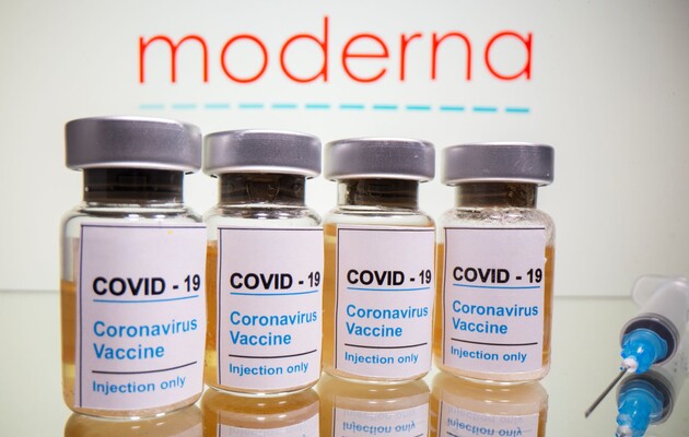  США признали безопасной и эффективной вакцину от компании Moderna