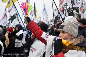Предприниматели в Киеве протестовали против фискализации и локдауна: фоторепортаж