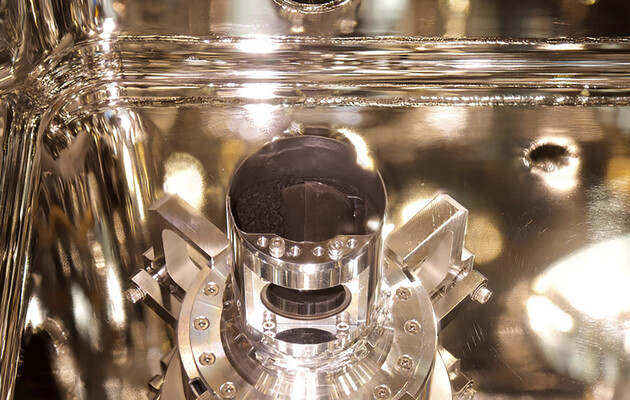 Зразки грунту були знайдені в камері А