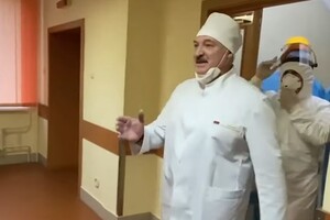 Лукашенко кличе українських медиків у Білорусь. Кулеба йому відповів 