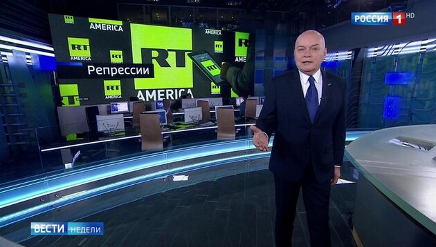 Додон решил сделать подарок Путину и подложить свинью Санду