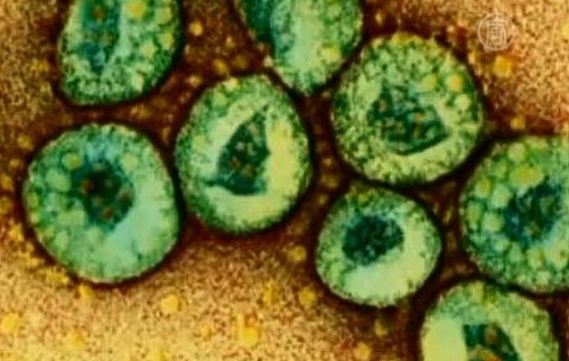 Ситуация с новым штаммом коронавируса вышла из-под контроля - Минздрав Великобритании