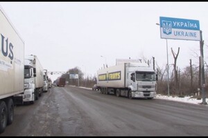 У чергах на румунському кордоні застрягли більше сотні вантажівок 