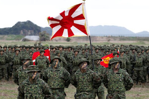 Япония увеличит оборонный бюджет для противодействия потенциальным угрозам Китая и Северной Кореи