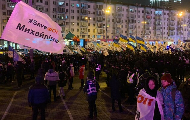Протест ФОПів: мітингувальники прийшли до палацу 