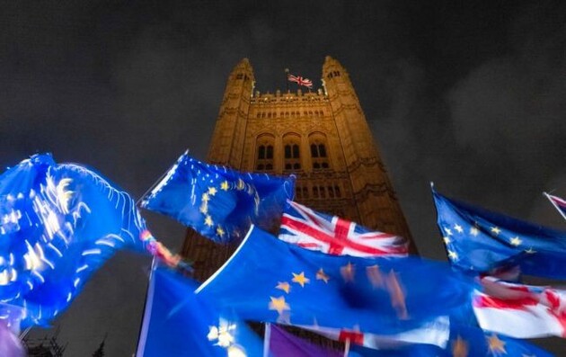 Франция разрешит въезд гражданам ЕС из Великобритании 