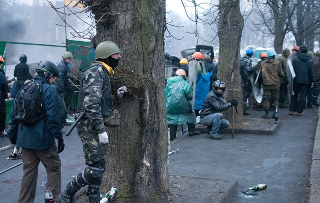 Дело Майдана: суд разрешил заочное расследование против бывшего главы СБУ