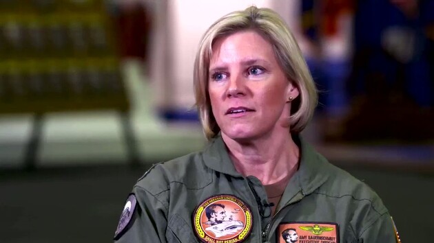 Капитан Эми Бауерншмидт