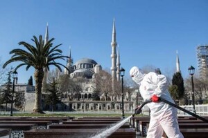 Туристи в Туреччині зобов'язані надати довідку про негативний тест на коронавірус 