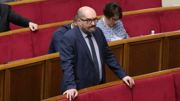 Суд наложил арест на имущество лидера «Партии венгров Украины»