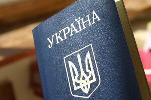 Украине необходимо двойное гражданство, но не с государством-агрессором – Кулеба 