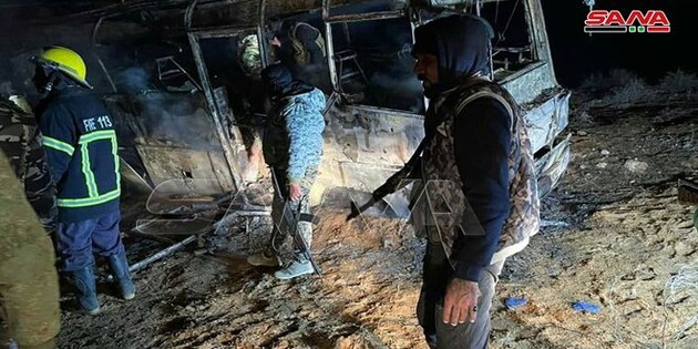 Террористы напали на пассажирский автобус в Сирии: 25 погибших
