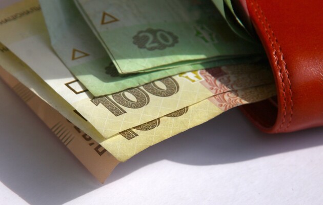 В Украине минимальная зарплата выросла до 6 тысяч гривень