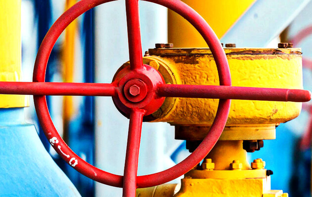 Транзит российского газа через Украину за год упал почти на 38%