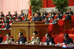 Ким Чен Ын признал провал во всех секторах экономики КНДР
