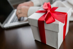 У НАЗК роз'яснили, як вказувати подарунки в е-деклараціях 
