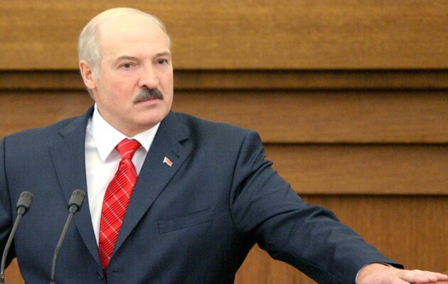 Лукашенко пообіцяв до кінця 2021 року проект нової Конституції Білорусі 