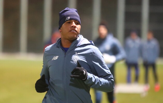 Сидклей играл в аренде за "Коринтианс"