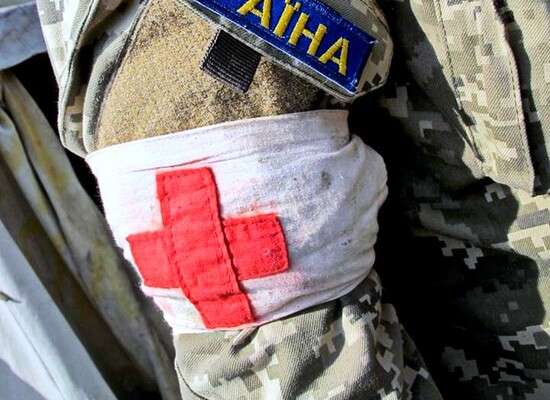 Украинский боец получил осколочное ранение в Донбассе - штаб 