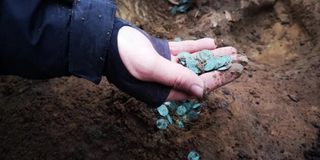 Археологи нашли в Венгрии огромный средневековый клад