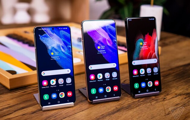 Samsung показала три нових пристрої лінійки Galaxy S21