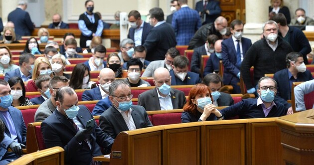 Разумков пояснив, чому депутатів не штрафують за відсутність масок 