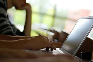 На фоне снижения качества образования все большую популярность набирают онлайн-курсы 