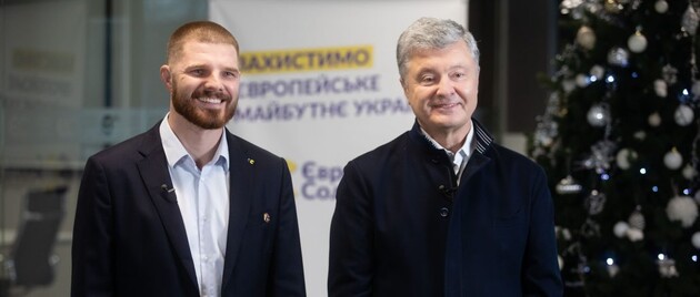  Порошенко поздравил Борисенко с победой на выборах
