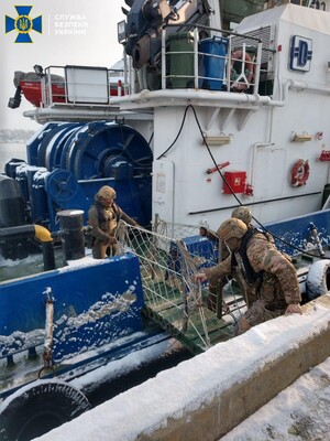 СБУ викрила схему з незаконного переправлення моряків до окупованого Криму
