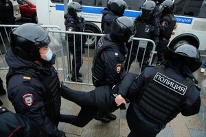 Протести в Росії: в 90 містах затримали понад три тисячі осіб 