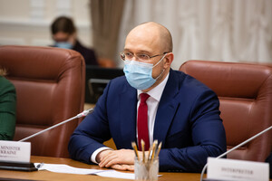 Правительство утвердило документы, которые позволят прямые переговоры с производителями лекарств и вакцин – Шмыгаль 