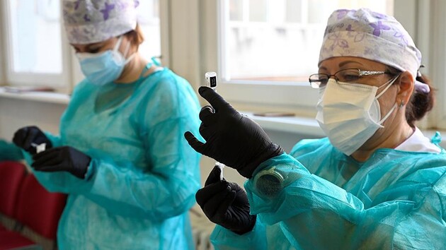 The Economist: Украина получит широкий доступ к вакцине от коронавируса не ранее 2023 года