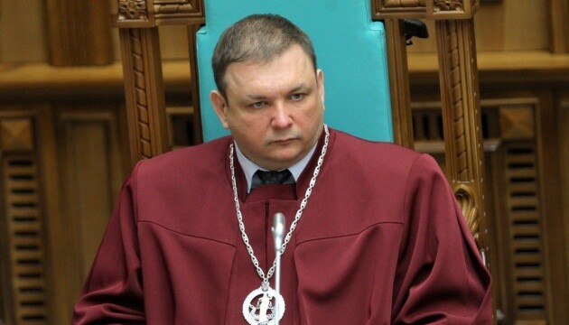 Суд обязал ГБР расследовать злоупотребления экс-главы КС Шевчука 