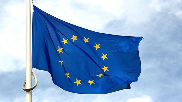 Власти ЕС допустили до рыночного оборота в Евросоюзе вакцину компании AstraZeneca против коронавируса